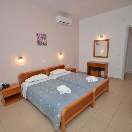 Lejlighedshotel Paradiso Sea View And Pool Corfu 2*